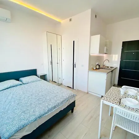 Apartment Smolna 11