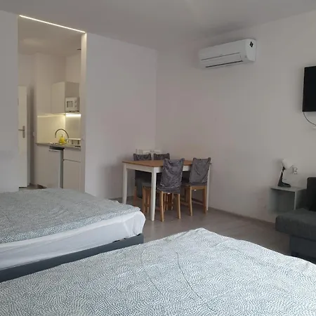 Smolna 11 Daire Varşova